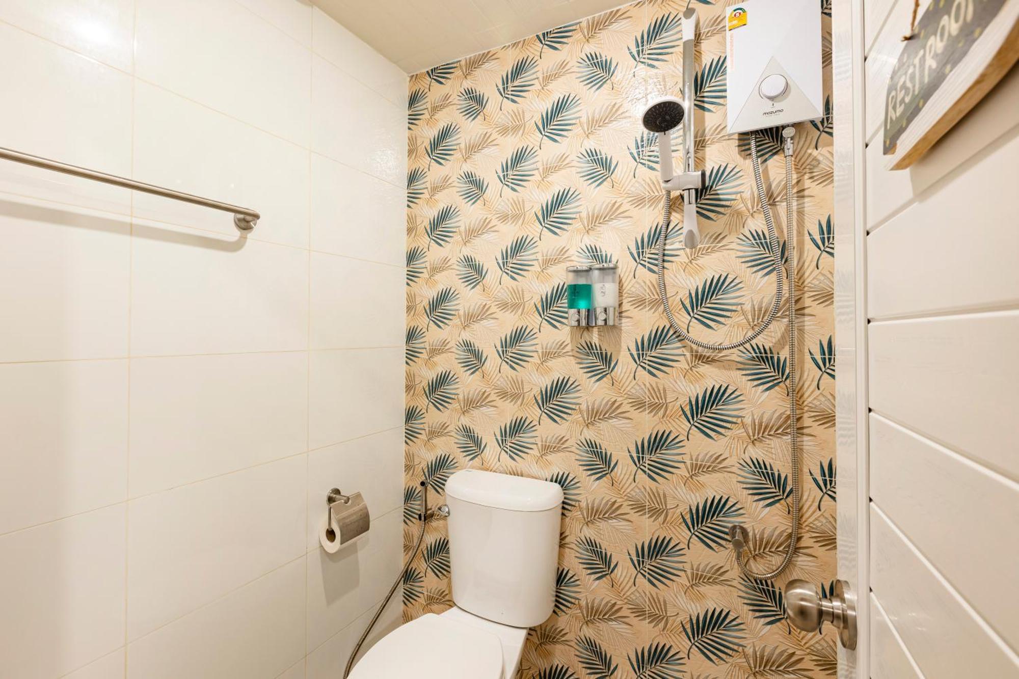 Sweett Lemon Hostel Patong 外观 照片
